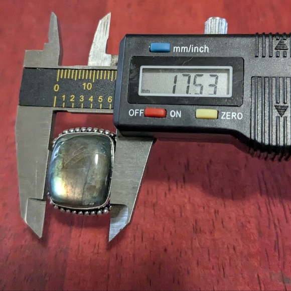 Handcrafted Labradorite Square Unisex Ring (8.75) - Picture 14 of 14